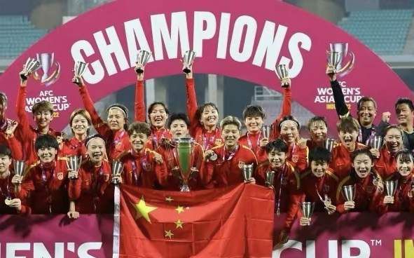 罗马半场0-0战平那不勒斯。